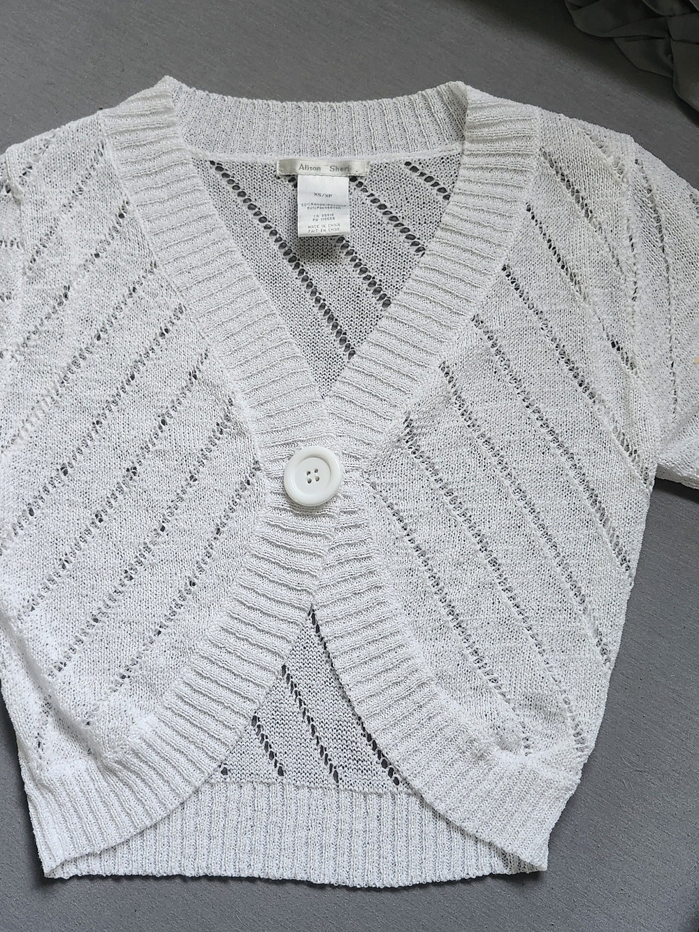 Alison Sheri White Open-Knit V-Neck Buttoned Sweater Top Extra small